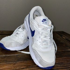 Women’s Size 9 Nike Air